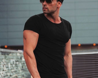 Plain Mens Black T-shirt - Round Neck Longline / High Quality Stretchy Cotton / Slim Fit Style RB Design