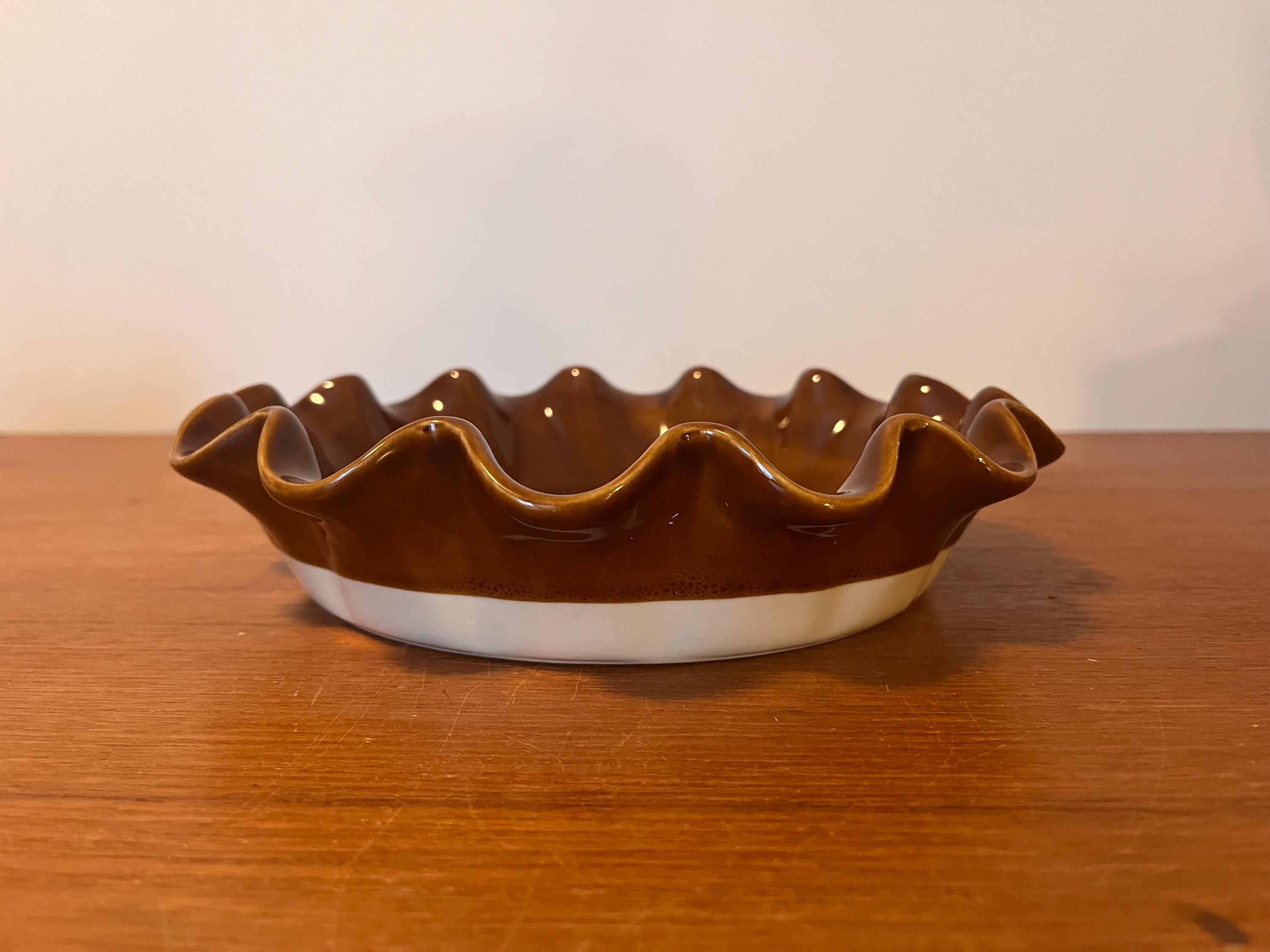 Emile Henry Fluted Ceramic Pie Plate - Brown and Tan - Made in