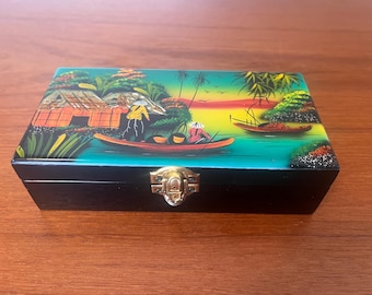 Caja de baratijas vintage de laca negra: escena de pesca asiática pintada a mano