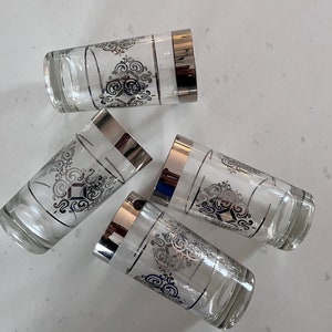 Set of 4 Vintage Highball Glasses with Silver Scroll Pattern, Cocktail Glasses, MCM Glassware - Retro Barware - Mid Century Highball Glasses