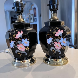 Vintage Black Ginger Jar Lamps: Floral Porcelain Set