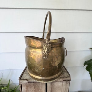 Vintage Brass Coal Scuttle: Lion Head Fireplace Decor