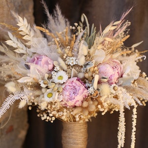 Brautstrauß, Brautaccessoires, Hochzeitsstrauß, Hochzeitsblume, Brautblume, Blumenstrauß der Hochzeit, getrockneter Brautstrauß