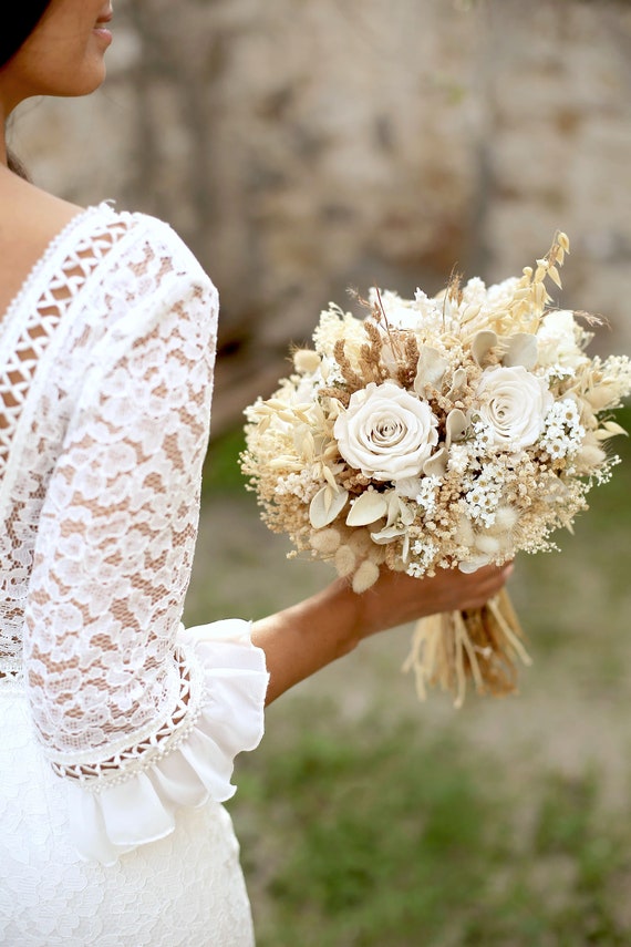 Why You Need Bridal Bouquet Accessories