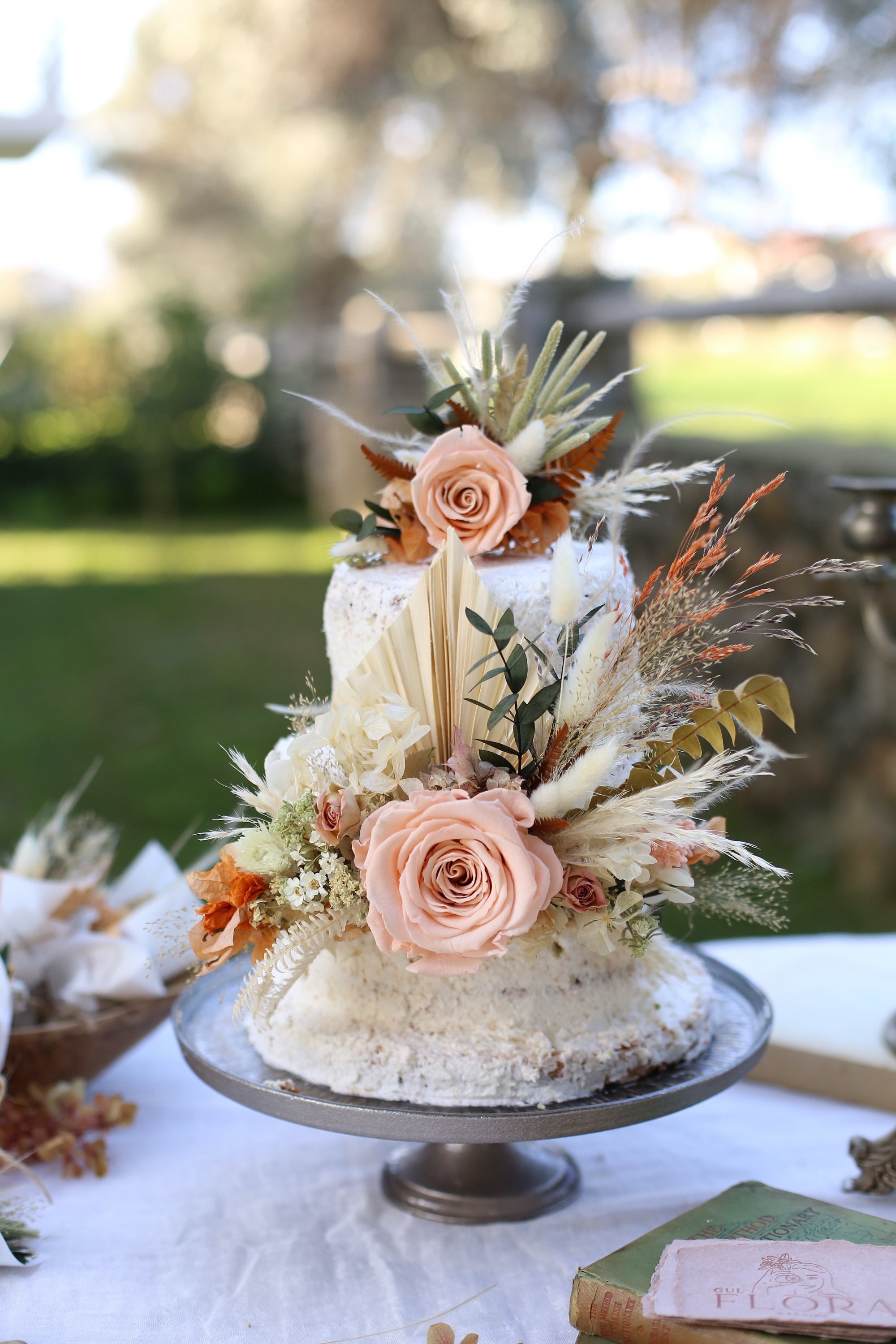 Discover more than 166 boho wedding cake latest