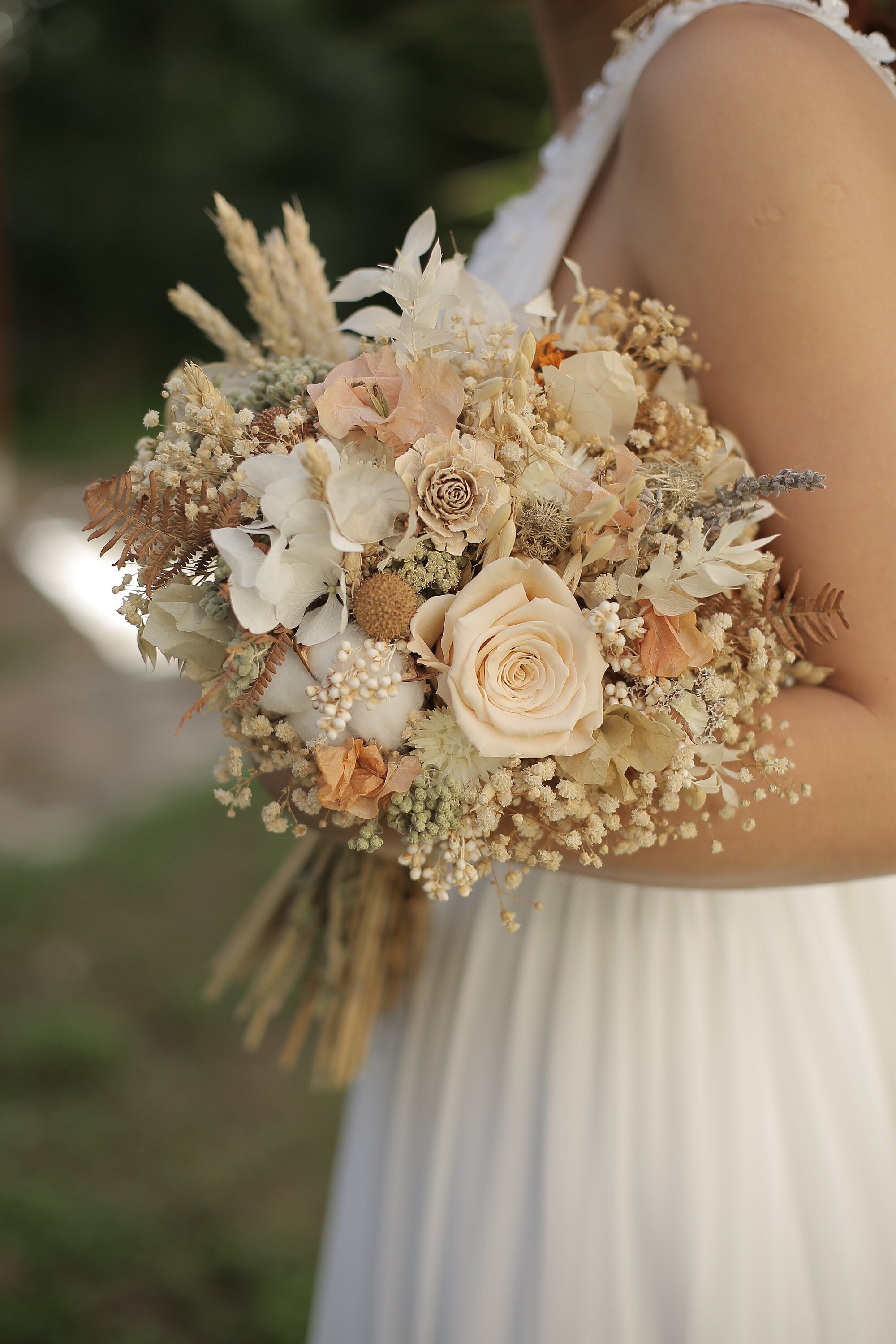 Little Mixed Bunch of Dried Wildflowers, Yellow Spring Bundle of Loose  Flowers With Roses, Small Assortment of Dried Flowers 