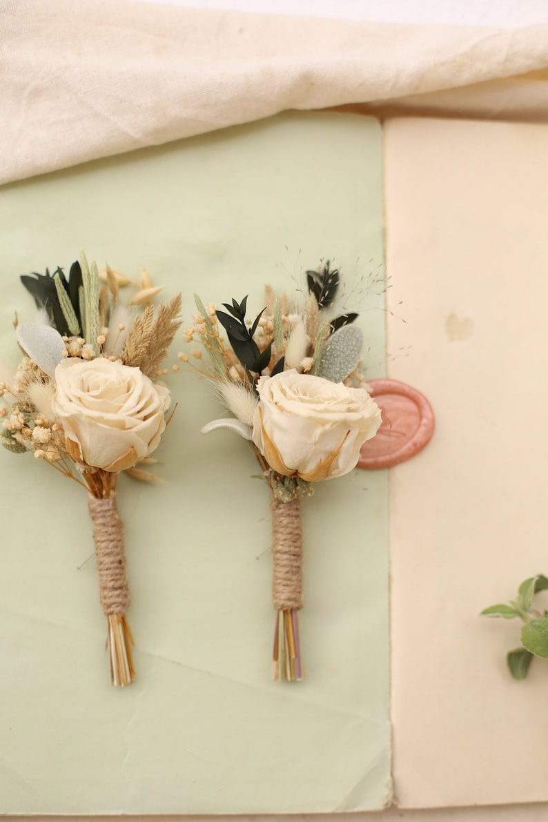 White Boutonnière, %100 Dried Boutonniere, Preserved Rose, Ivory Boutonnière, Boutonniere, Groom Boutonniere, Boho Boutonniere, Buttonhole image 4