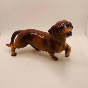 Dash hound figurine  Made in Japan