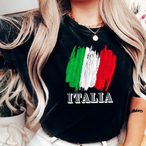 Italia Vintage Shirt, Heart Italian Flag Shirt, Italy Travel Woman’s Shirt, Italy Lover Shirt, Italy Trip Tee, Italy Shirt, Gift For Itatian