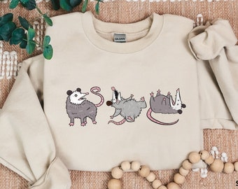 Possum Sweatshirt, Cottagecore Goblincore Retro Aesthetic Crewneck, Preppy 90s Clothes, Raccoon Opossum Lover Gift, Trendy Cute Animal Shirt