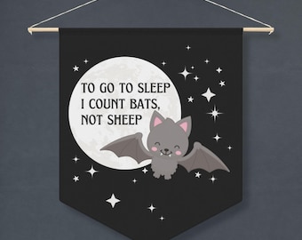 Baby Fledermaus Kinderzimmer Wand Banner, gruselige Alternative Emo Baby Room Decor, Goth Mutter Geschenk, Punk Gothic Pastell Wimpel Wandbehang