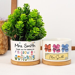 Personalized Plant Pot for Teacher, Thank You For Helping Me Grow Pot, Flower Pot for Teacher, End Of Year Gift for Teacher, Thank You Gifts