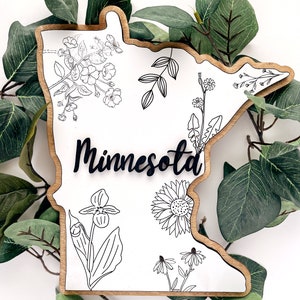 MINNESOTA Wood Wall Art: Map of Minnesota with local state flowers | State Art, housewarming gift, birthday gift, realtor gift