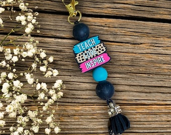 A teachers gift they will love!  Show your appreciation with this adorable charm. Add to your keychain or the zipper of your favorite bag.