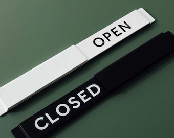 Open / Closed Sign
