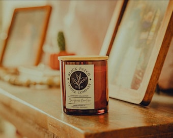 Bougie de soja Bluegrass Bonfire - Guimauve au coin du feu, coulée à la main