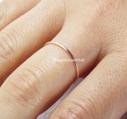 Thin gold ring price deals