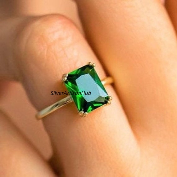 Buy Style Never Fades Green Onyx Ring Online in India | Zariin