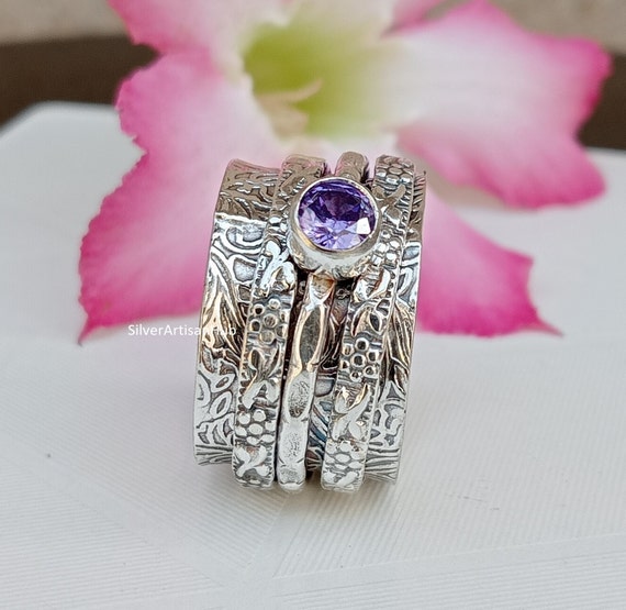 Amethyst spinner ring deals