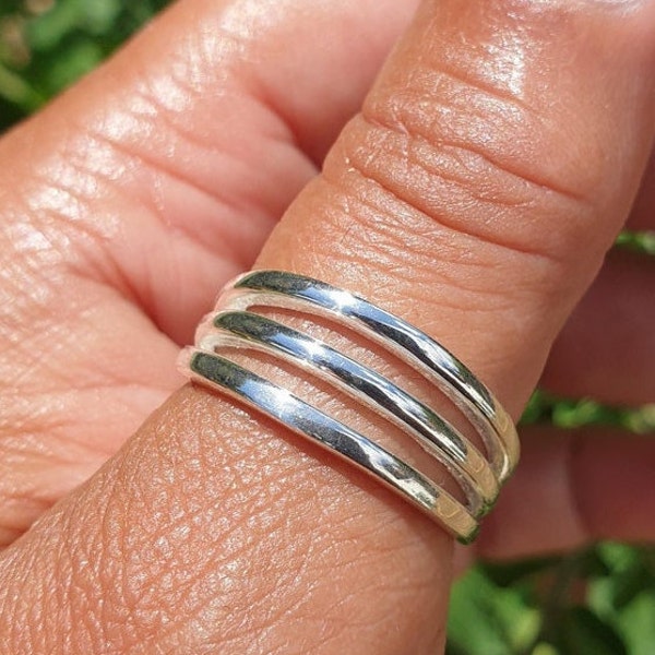 Bague en argent sterling triple bande, bague en argent 925, bague empilable, bague de pile polyvalente, bague Boho, bague minimaliste, bague Boho lui cadeau