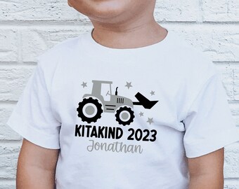 Kitakind 2024 T-shirt o body neonato bianco con trattore Personalizzato con nome I Bambino dell'asilo/asilo nido I Manica lunga o manica corta