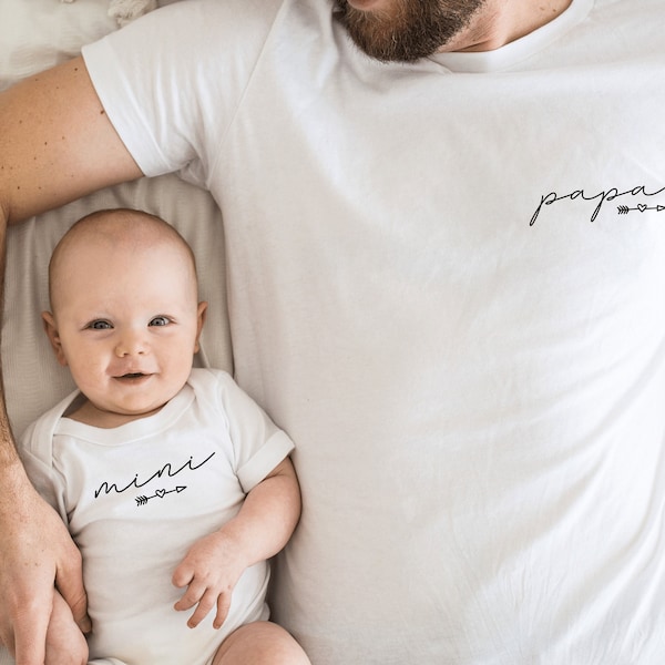 T-shirt blanc ou body bébé "Papa" / "Mini" / texte souhaité I avec flèche et cœur Je peux être combiné avec la tenue père-enfant I cadeau pour papa