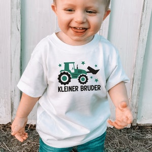 weißes T-Shirt oder Baby Body großer Bruder 2024 mit Traktor und Sternen I Verkündung zweites Kind I Geschenk großer Bruder Bild 3