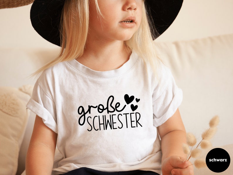 White T-shirt or bodysuit big sister / little sister with hearts I personalized with name I can be combined with a sibling outfit image 2