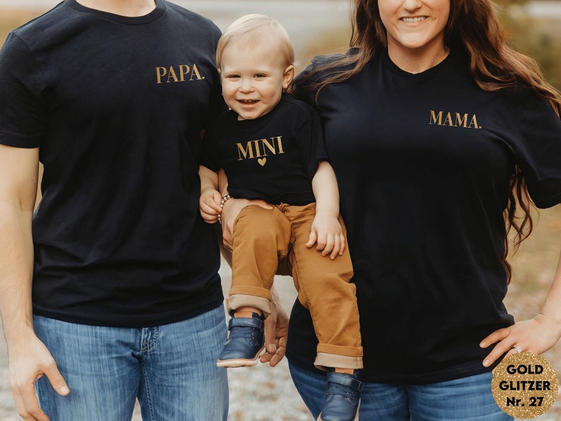 T-Shirt oder Baby Body Mama / Papa / Mini I schwarz schlicht mit Herz I Fotoshooting I Partnerlook I zu Familien Outfit kombinierbar Bild 1