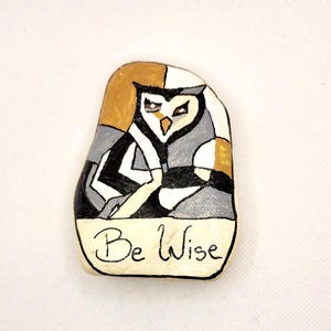 Painted rock, Be Wise/Love conquers, painted stone, rock art, painted pebble, small gift idea, care gift, home office décor, birthday