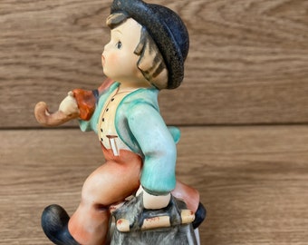 Hummel Goebel &quot;Merry Wanderer&quot; Boy Vintage Original Collectible Germany