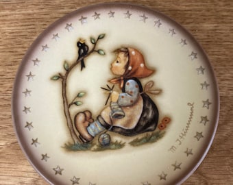 Hummel Annual plaquette 1978 Happy Pastime Girl Miniature Plate Goebel Germany Vintage Collectible