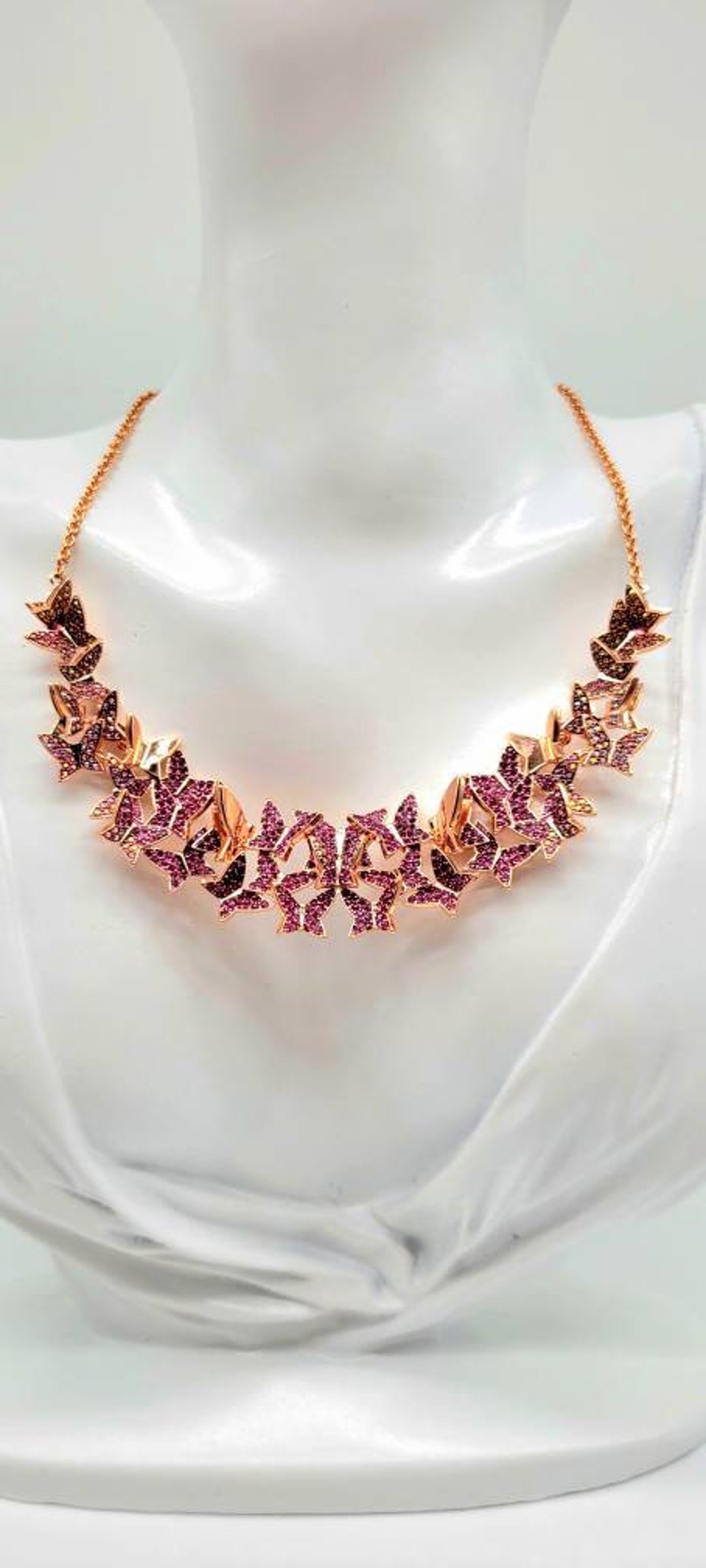 Lilia necklace deals swarovski