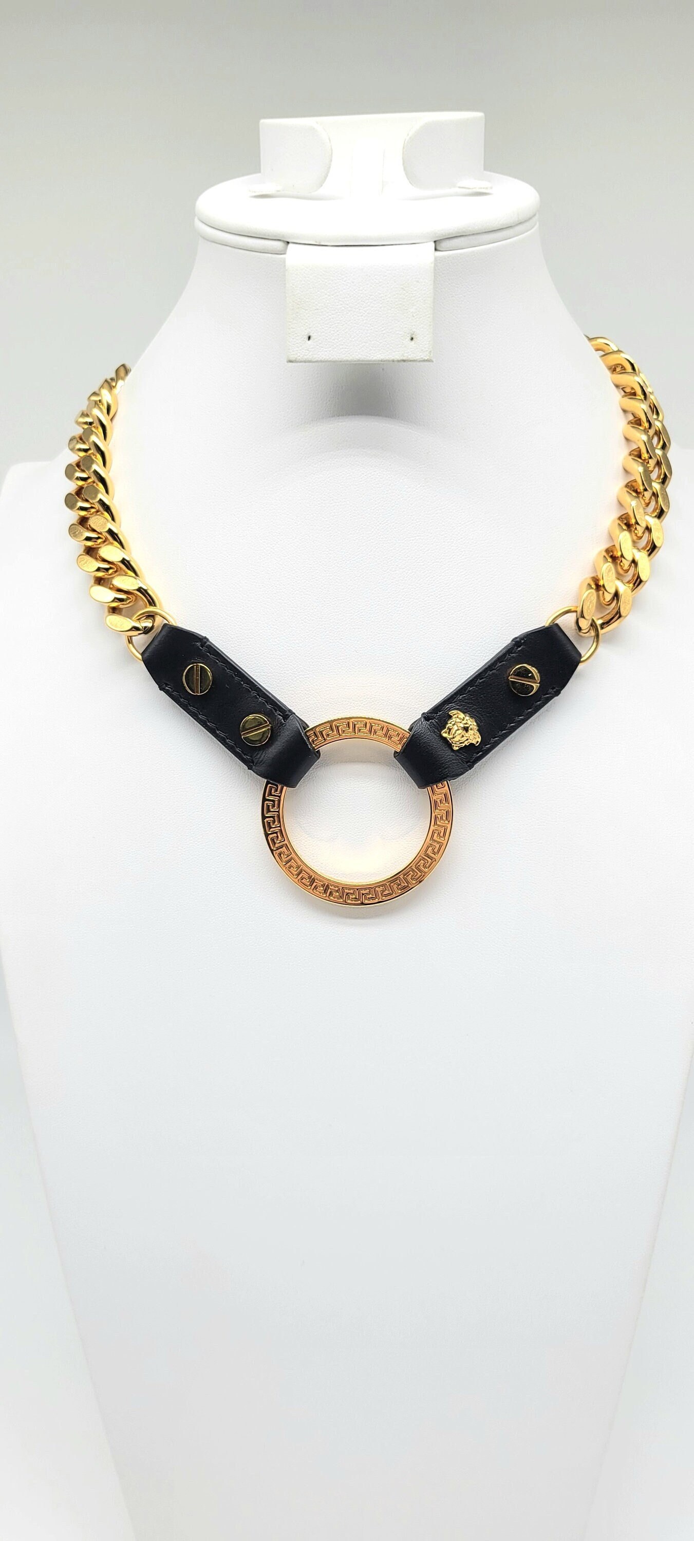 【送料&関税込】Versace Necklace With Charms Versace Authentic Extra Large Medusa Charm Thick Necklace