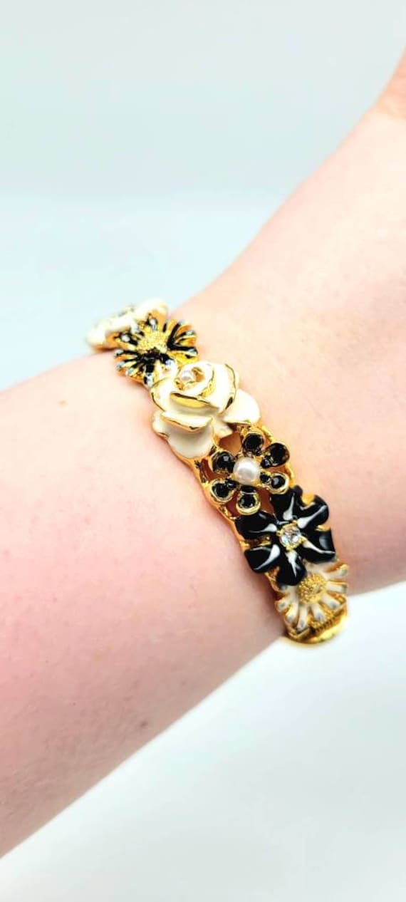 KJL Flower Clamper Bracelet, Kenneth Jay Lane Jew… - image 6