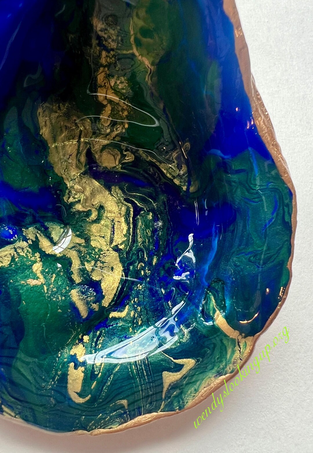 Unique Oyster Shell Earth View Jewelry Ring Dish Coastal Earth Decor ...