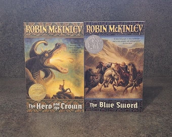 Robin McKinley La Espada Azul/El Héroe y la Corona. Colección de dos libros de bolsillo antiguos de 2002.