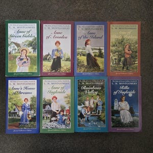 Anne Of Green Gables L.M. Montgomery Set Of Eight Collector&#39;s Edition Set 1990&#39;s