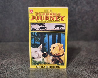 The Incredible Journey Sheila Burnford Vintage 1989 Paperback