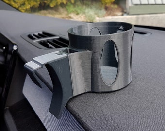 Polestar 2 2024 cup holder