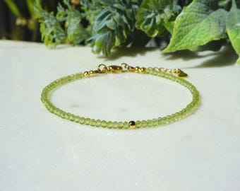 Handmade Peridot Bead Bracelet: Green Crystal Healing Jewelry