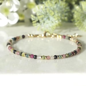 Bracciale in TORMALINA arcobaleno: perlina di pietra preziosa naturale sfaccettata da 3,1 mm, braccialetto delicato