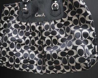 Coach Y2K Soho Black & Gray Jacquard Signature Satchel Tote Bag