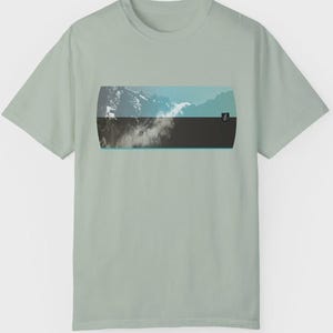 Camiseta Elemental Cascada Abstracta, elegancia sencilla de la naturaleza, ropa de aventura para senderismo, escalada y mochilerismo de AbstractRiver.