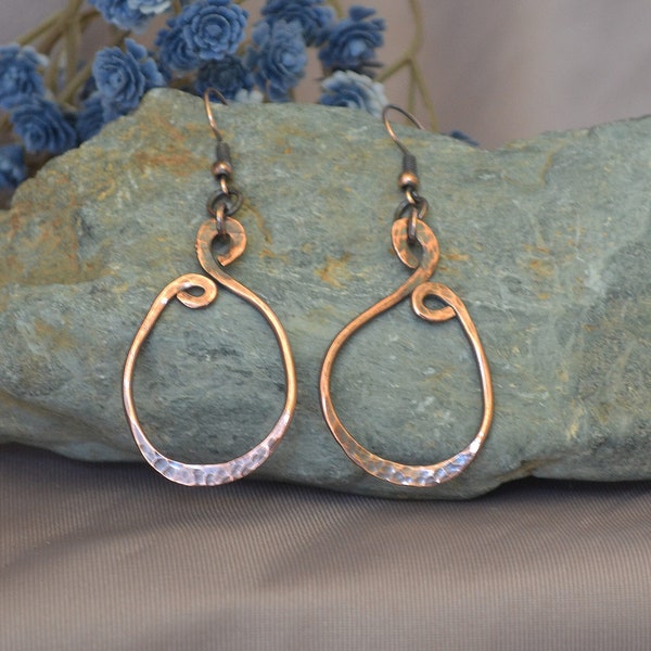 Stone Wind "Circles" Boho hammered copper dangle earrings - wonderful gift for that special one in your life.