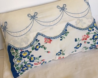 Vintage broderad linnekudde