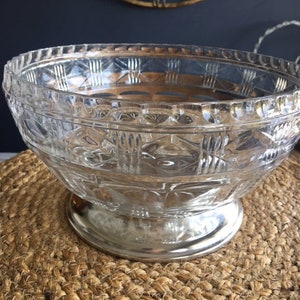 Vintage Mid Century Glass ans Silver Plate Vegetable Bowl
