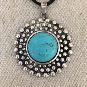 Vintage Turquoise Pendant Necklace