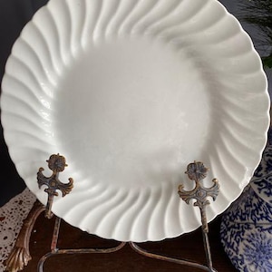 Johnson Bros England Regency Ironstone Dinner Plates - Set of 2