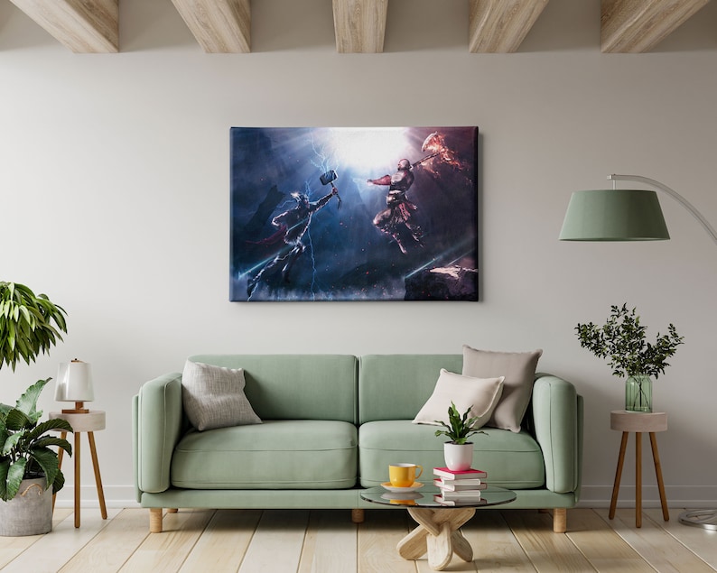 Puede incluir: Una impresi&oacute;n en lienzo que representa una escena de batalla din&aacute;mica con dos figuras en acci&oacute;n. Una figura empu&ntilde;a un martillo, mientras que la otra parece estar sosteniendo un arma. La obra de arte est&aacute; ambientada sobre un fondo de azules oscuros y luz brillante.